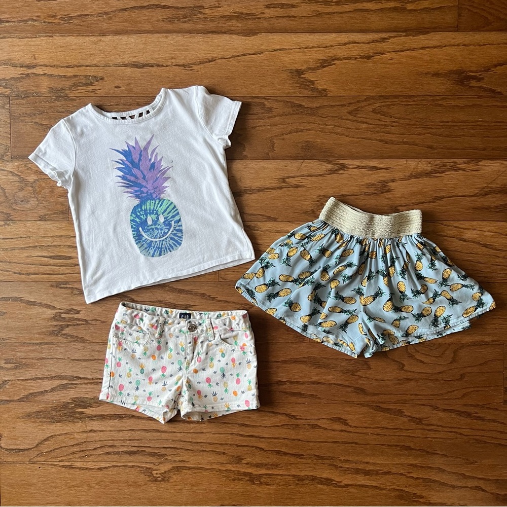 Girls size: 6 Summer Pineapple Shirt & Shorts Bundle (3 pieces)